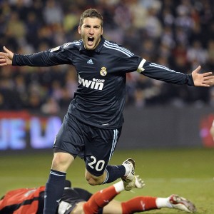 开云体育平台-欧洲转会市场火爆，球员身价飙升，欧洲转会市场截止时间